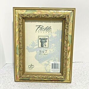 Profile Gallery picture frame photo holder cottage core romantic floral 5" x 7"